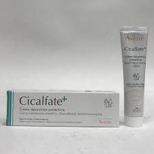 EAU THERMALE AVENE CICALFATE + CREMA RISTRUTTURANTE PROTETTIVA 40 ML - Farmaunclick.it