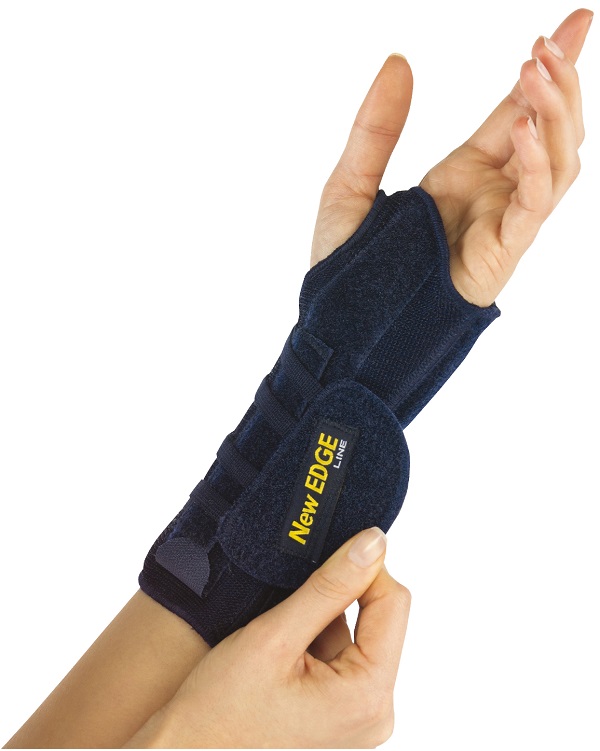 IMMOBILIZZATORE DEL POLSO DESTRO NEW EDGE 036 EXTRA CIRCONFERENZA POLSO 20-26CM - Farmaunclick.it