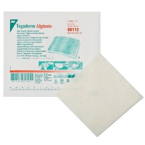 MEDICAZIONE IN ALGINATO TEGADERM ALGINATE ASSORBENTE 10X10 10 PEZZI - Farmaunclick.it