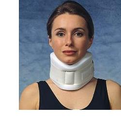 COLLARE CERVICALE IN GOMMAPIUMA DA 10CM MISURA UNIVERSALE BIANCO - Farmaunclick.it