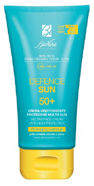 DEFENCE SUN CREMA VISO FONDENTE 50+ 50 ML - Farmaunclick.it